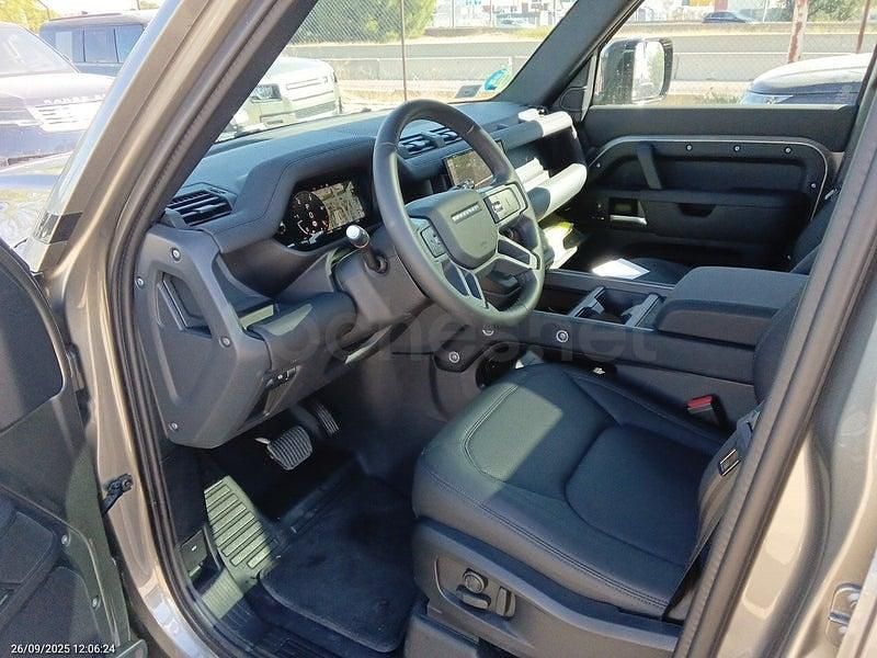 Usado Land Rover Defender SE 249 CV (183 kW) 2025 Negro SUV