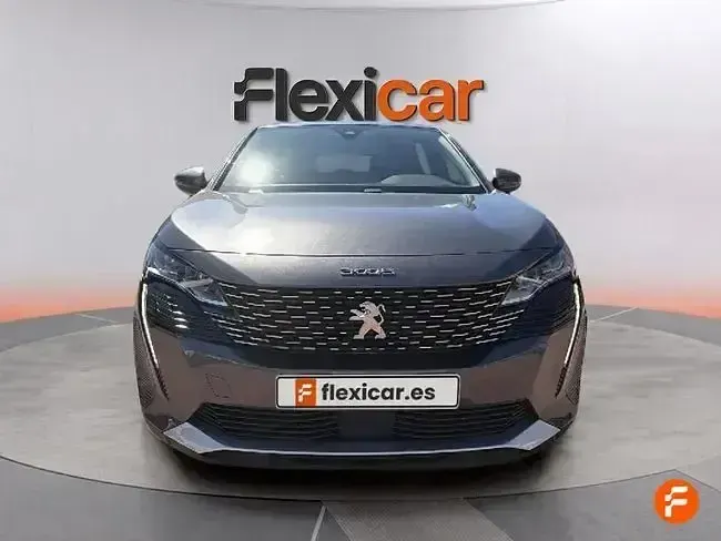 Usado Peugeot 3008 Active 130 CV (95 kW) 2021 Gris SUV