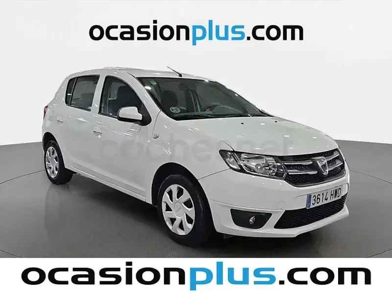 Usado Dacia Sandero Lauréate 90 CV (66 kW) 2014 Blanco Utilitario