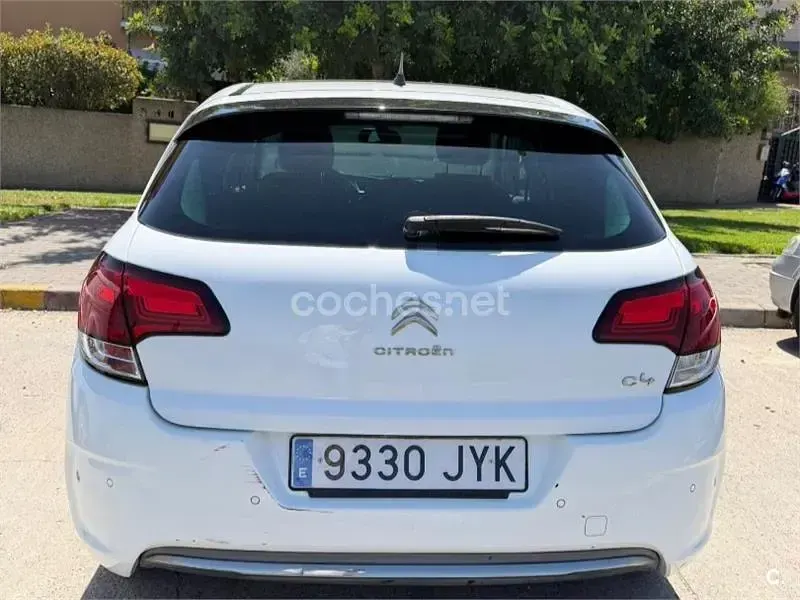 Usado Citroën C4 Feel 99 CV (72 kW) 2017 Blanco Berlina