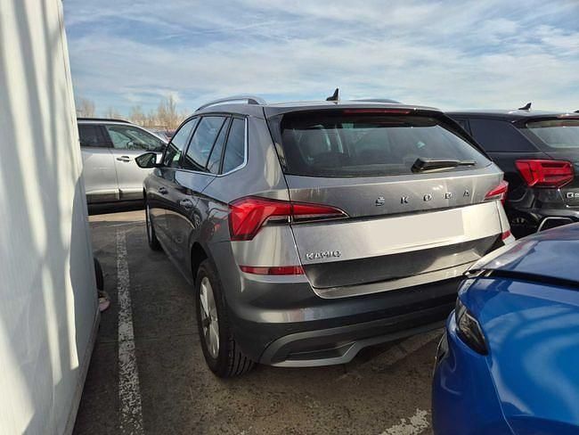 Usado Skoda Kamiq Selection 150 CV (110 kW) 2024 Gris SUV