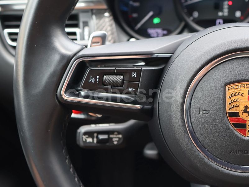 Usado Porsche Macan 245 CV (180 kW) 2020 Gris / plata SUV