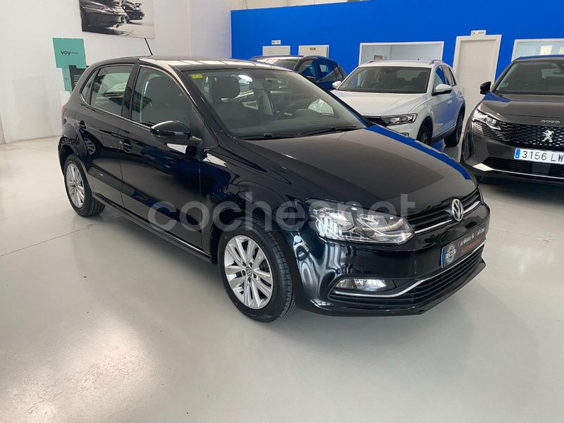 Negro Usado 2014 VW Polo Advance Berlina | 9990 € (Precio justo) - Imagen 1/4