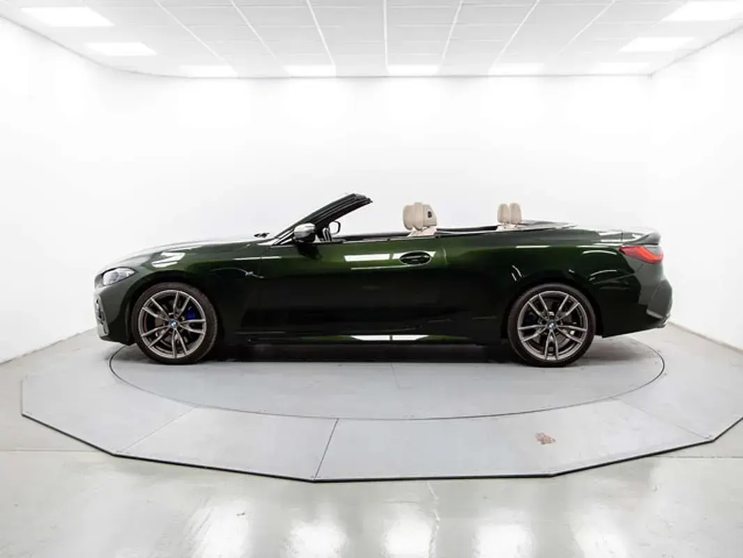 Begagnad BMW 440 374 HK (275 kW) 2021 Grön Cab