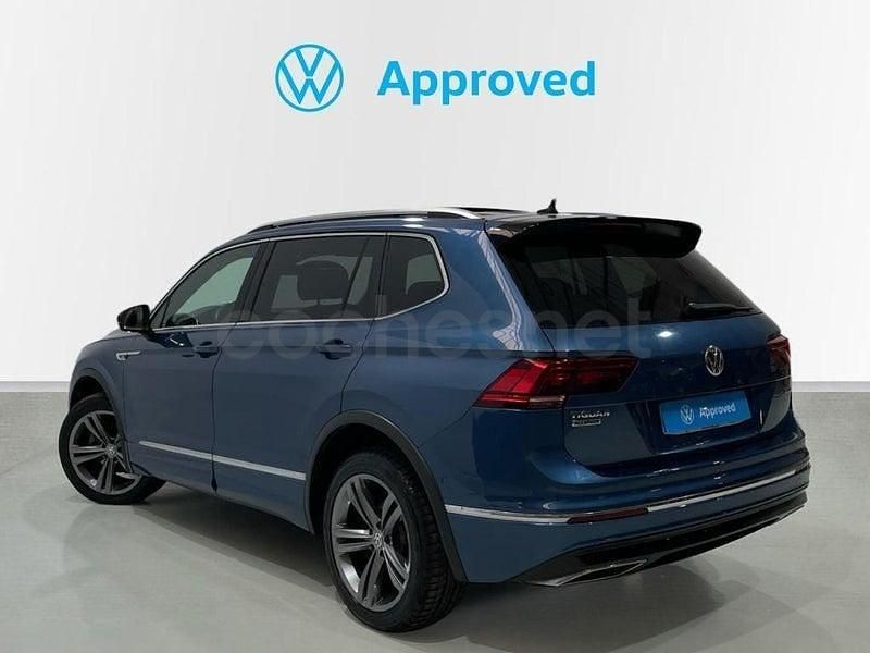 Usado VW Tiguan Allspace Sportline 150 CV (110 kW) 2021 Azul SUV