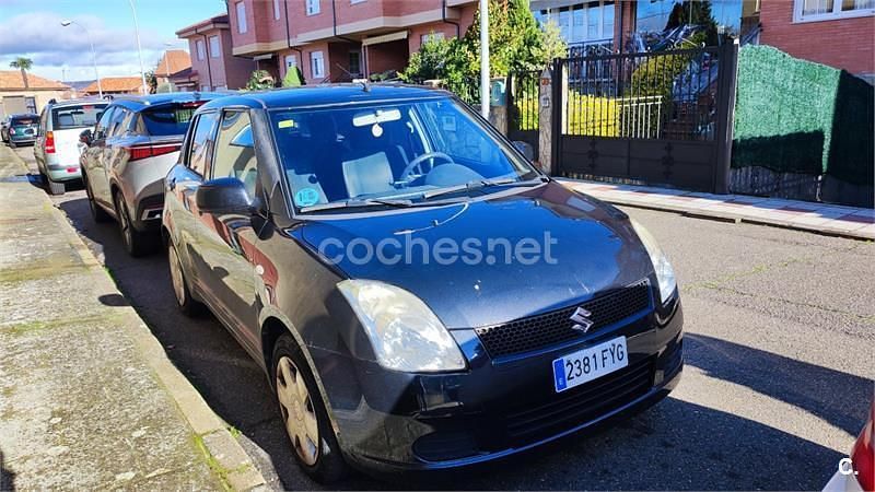 Negro Usado 2007 Suzuki Swift GL Berlina | 3500 € (Precio justo) - Imagen 1/4
