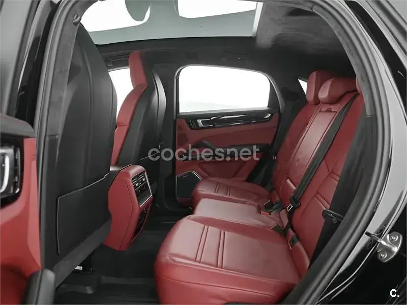 Usado Porsche Cayenne E-Hybrid Coupe 462 CV (339 kW) 2020 Negro SUV