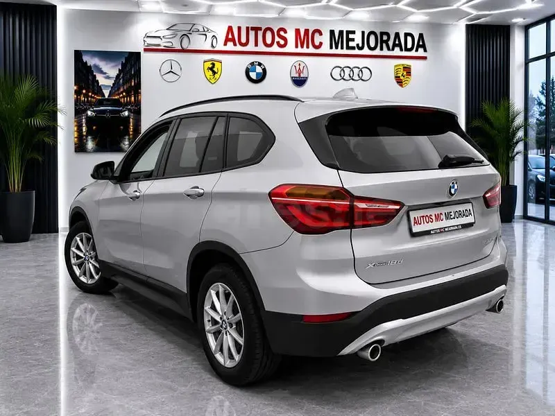 Usado BMW X1 150 CV (110 kW) 2020 Gris / plata SUV