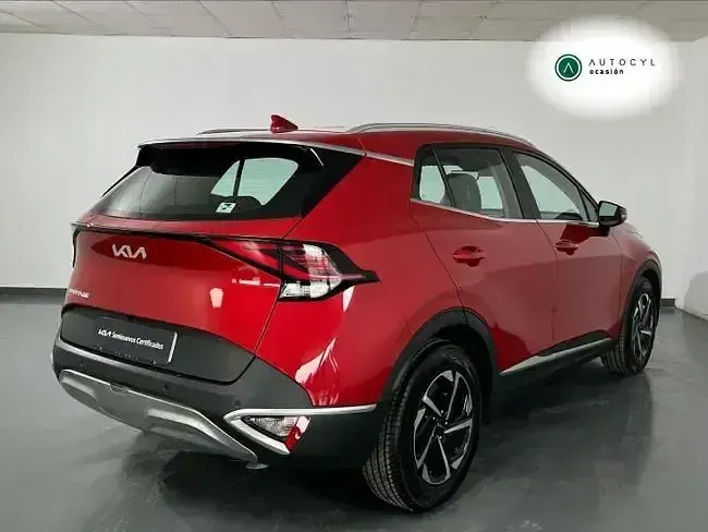 Käytetty Kia Sportage 149 HP (109 kW) 2024 Punainen Katumaasturi