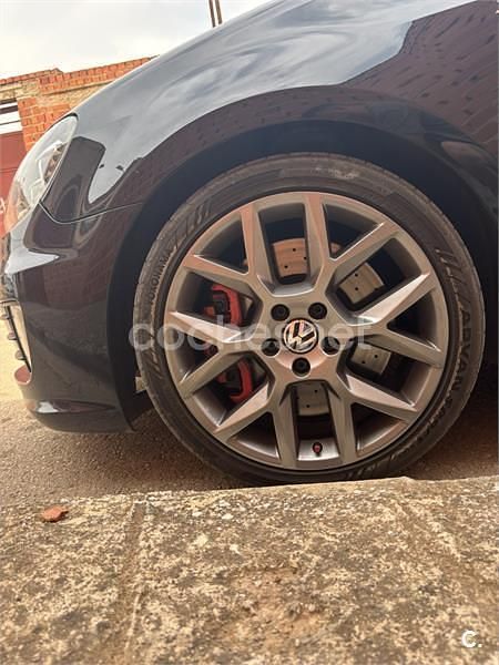 Usado VW Golf VI GTI 235 CV (172 kW) 2011 Negro Utilitario