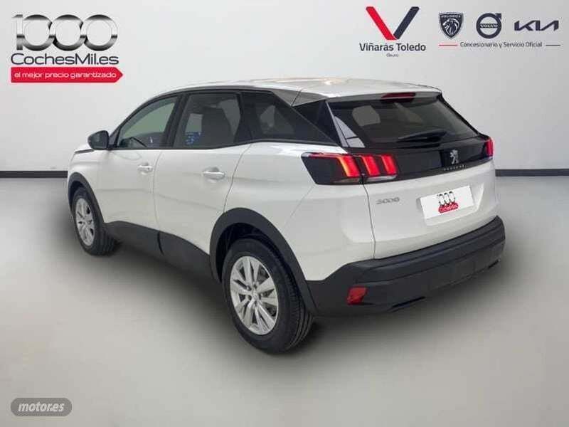 Usado Peugeot 3008 Active 131 CV (96 kW) 2022 Blanco SUV