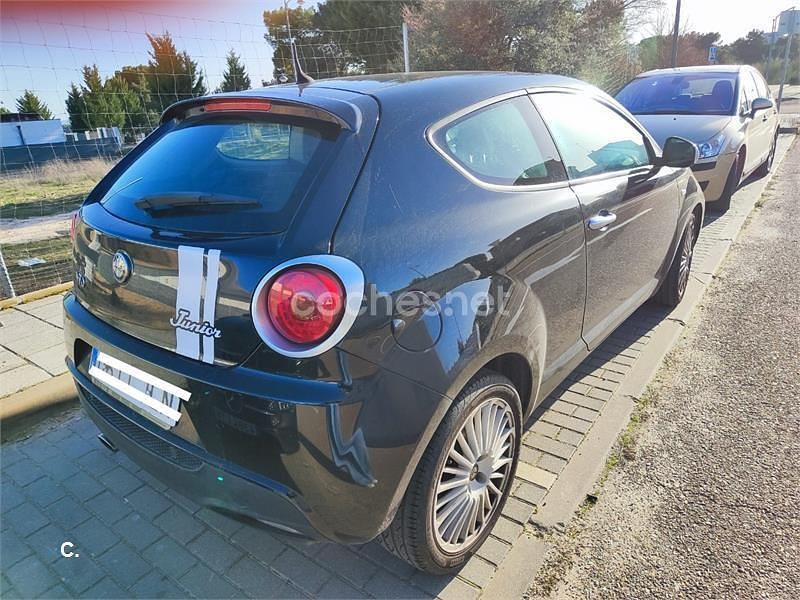 Usado Alfa Romeo MiTo 85 CV (62 kW) 2016 Negro Utilitario