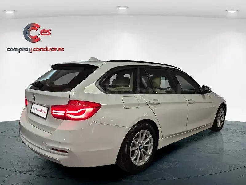 Usado BMW 320 Luxury Line 190 CV (139 kW) 2015 Blanco Familiar