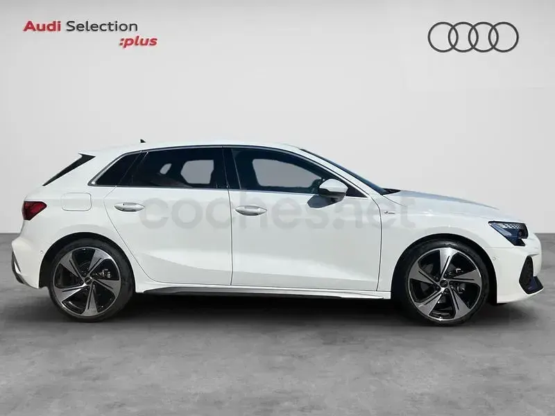 Usado Audi A3 S-Line 150 CV (110 kW) 2025 Blanco Berlina