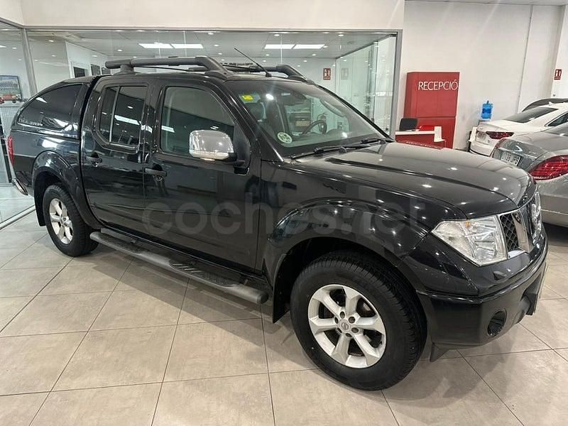 Usado Nissan Navara Premium Edition 171 CV (125 kW) 2009 Negro Recogida