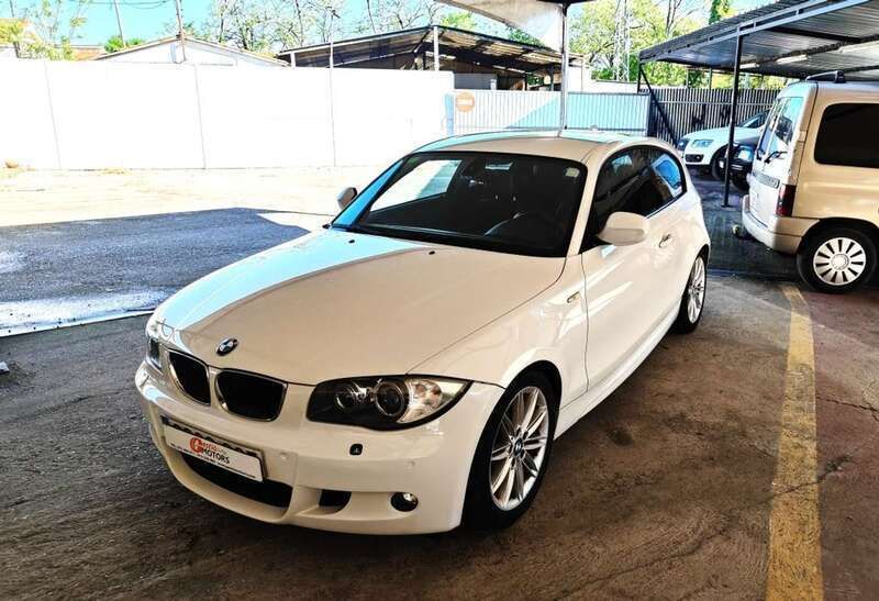 Blanco Usado 2009 BMW 118 Utilitario | 6700 € (Buen precio) - Imagen 1/4