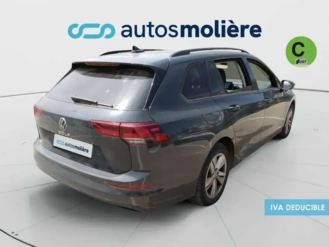 Usado VW Golf VIII Life 116 CV (85 kW) 2022 Gris Utilitario