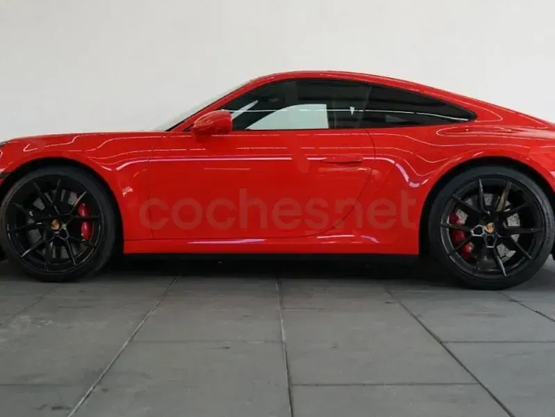 Usado Porsche 911 Carrera S 480 CV (353 kW) 2025 Rojo Coupe