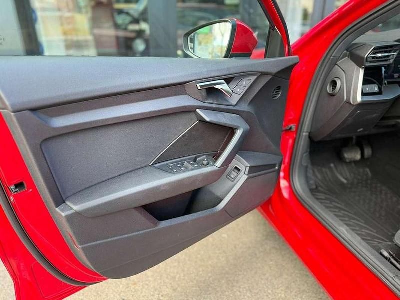 Usado Audi A3 Sportback e-tron Advanced 204 CV (150 kW) 2022 Rojo Utilitario