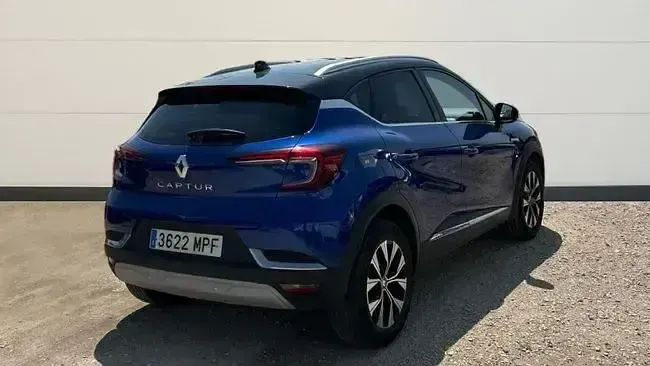 Usado Renault Captur Techno 90 CV (66 kW) 2024 Azul SUV