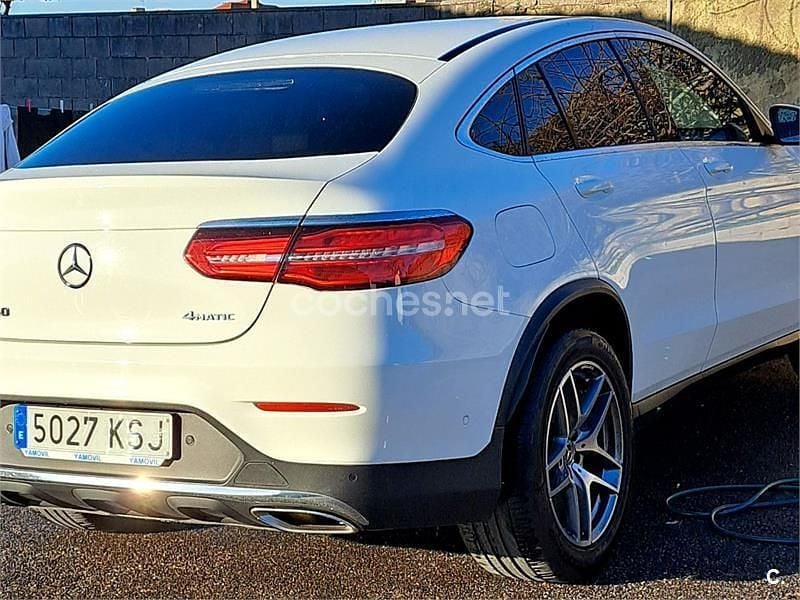 Usado Mercedes GLC250 211 CV (155 kW) 2018 Blanco Coupe