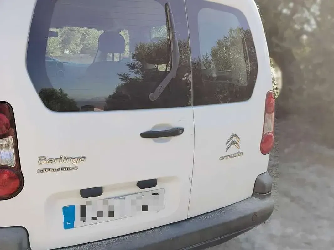 Usado Citroën Berlingo Live 75 CV (55 kW) 2018 Blanco Monovolumen