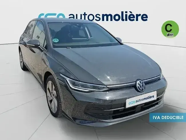 Usado VW Golf VIII 115 HP (84 kW) 2025 Cinzento Sedan