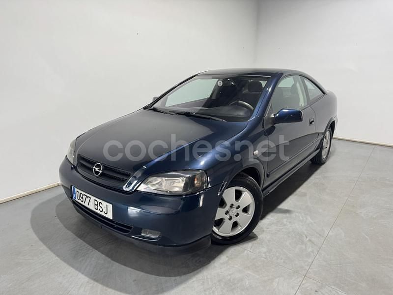 Azul Usado 2002 Opel Astra Coupe | 3499 € (Precio justo) - Imagen 1/4