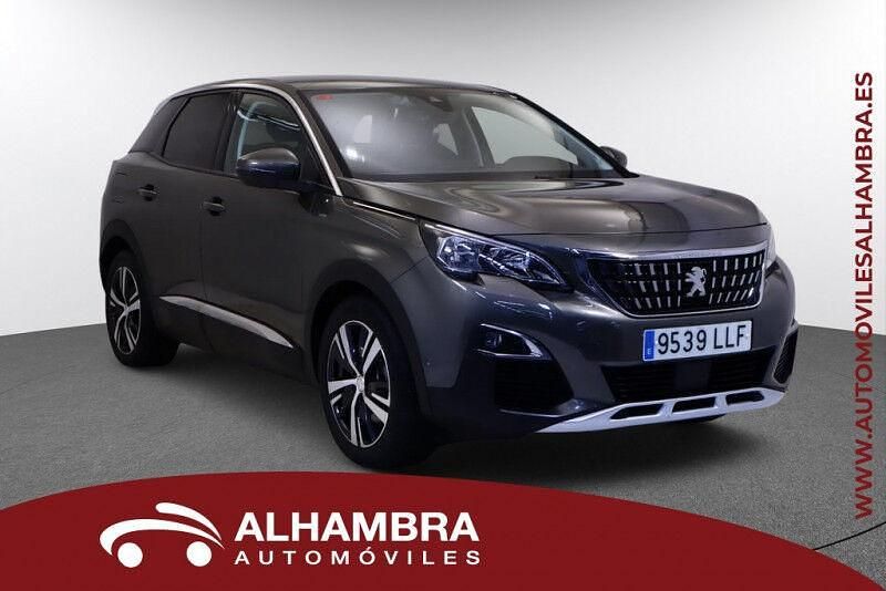 Usado Peugeot 3008 Allure 225 CV (165 kW) 2021 Gris SUV