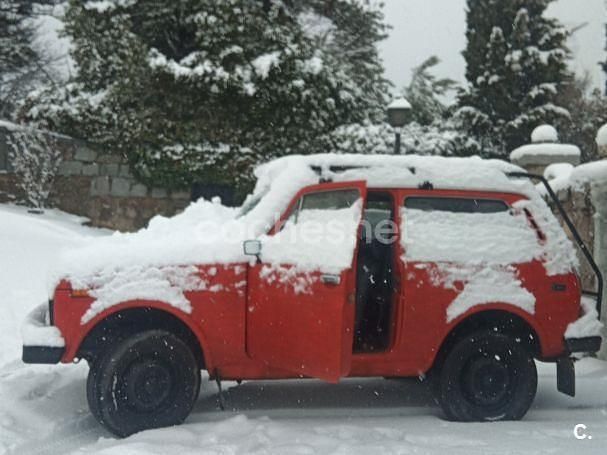 Usado Lada niva 78 CV (57 kW) 1994 Rojo SUV