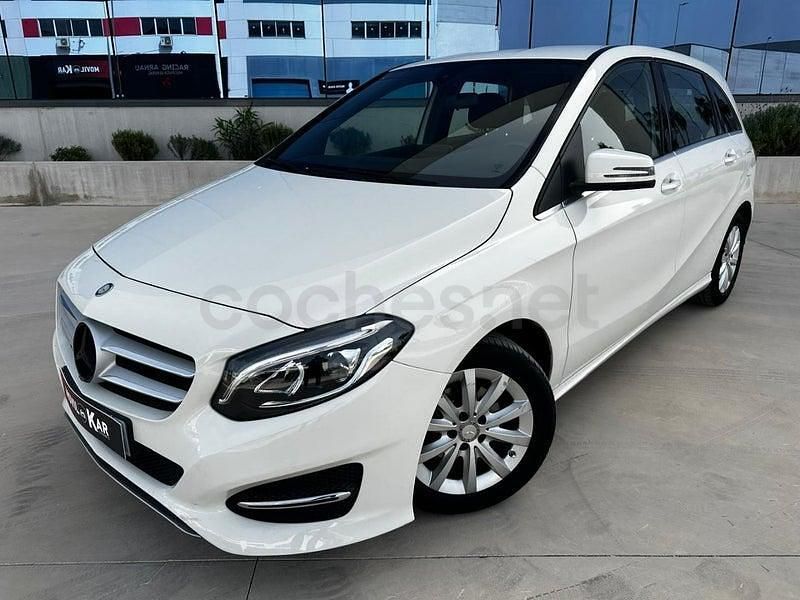 Usado Mercedes B180 109 CV (80 kW) 2016 Blanco Monovolumen