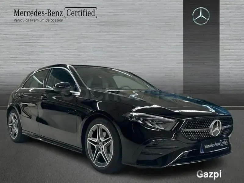 Nuevo Mercedes A180 136 CV (100 kW) 2026 Negro Berlina