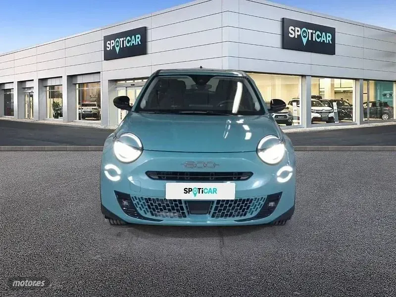 Usado Fiat 600 100 CV (73 kW) 2025 Azul SUV