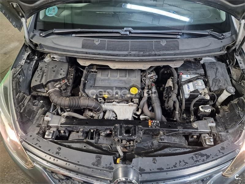 Usado Opel Zafira Selective 140 CV (102 kW) 2017 Azul Monovolumen