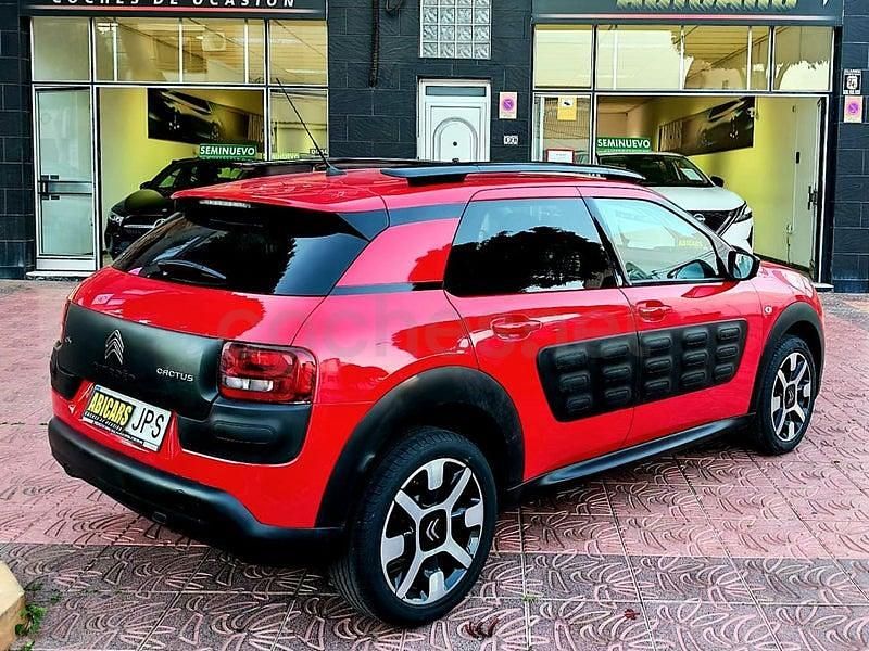 Usado Citroën C4 Feel 110 CV (80 kW) 2016 Rojo Berlina