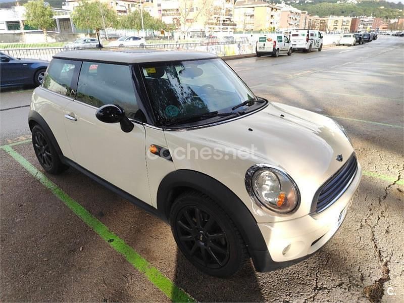 Usado Mini ONE 90 CV (66 kW) 2008 Blanco Utilitario