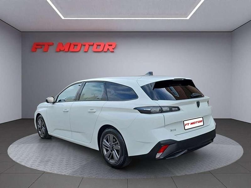 Usado Peugeot 308 S 129 CV (94 kW) 2022 Blanco Familiar