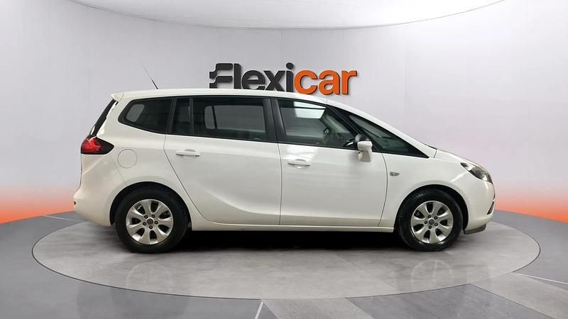 Usado Opel Zafira Tourer Selective 120 CV (88 kW) 2016 Blanco Monovolumen