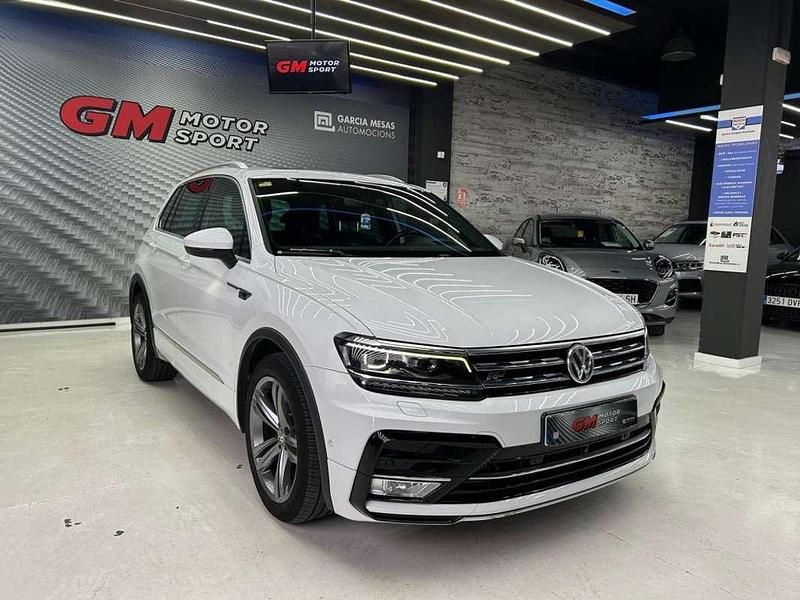Usado VW Tiguan Sportline 190 CV (139 kW) 2017 Blanco SUV