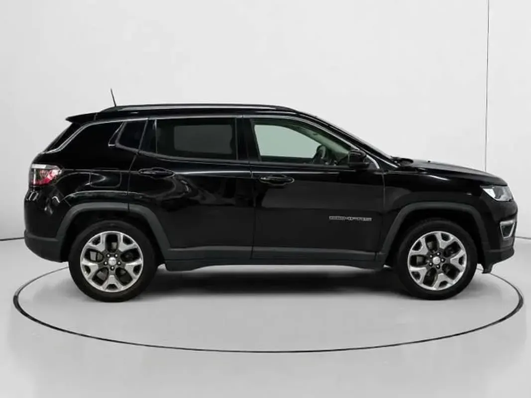 Usado Jeep Compass Limited 140 CV (102 kW) 2020 Negro SUV
