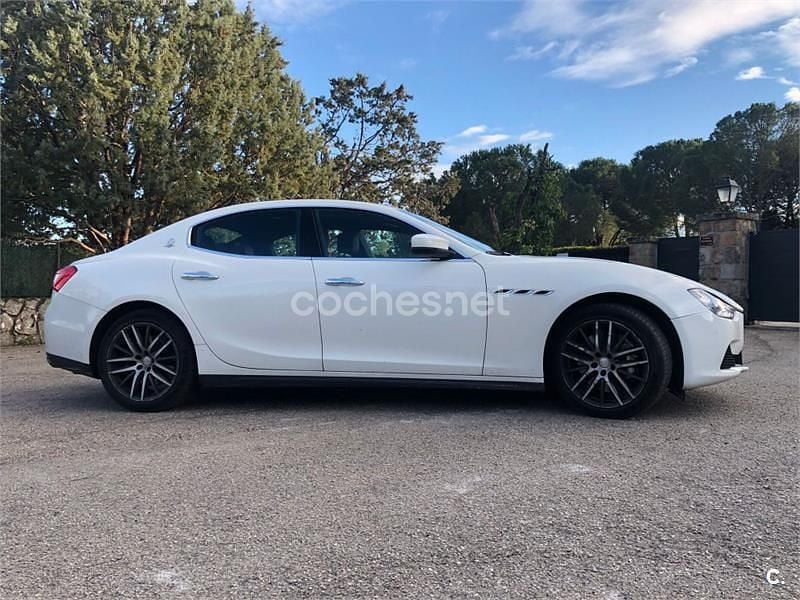Usado Maserati Ghibli 350 CV (257 kW) 2017 Blanco Berlina