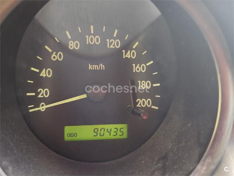 Usado Chevrolet Kalos SE 72 CV (52 kW) 2005 Azul Berlina