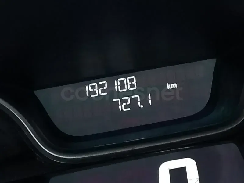 Usado Renault Trafic 120 CV (88 kW) 2019 Blanco Monovolumen