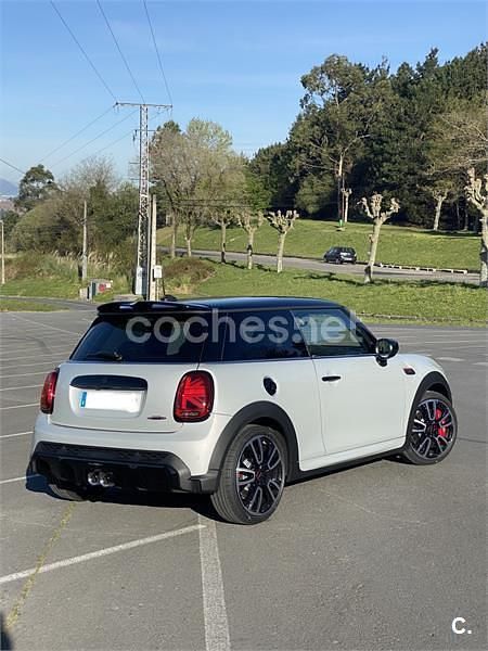 Usado Mini John Cooper Works 231 CV (169 kW) 2022 Gris / plata Utilitario