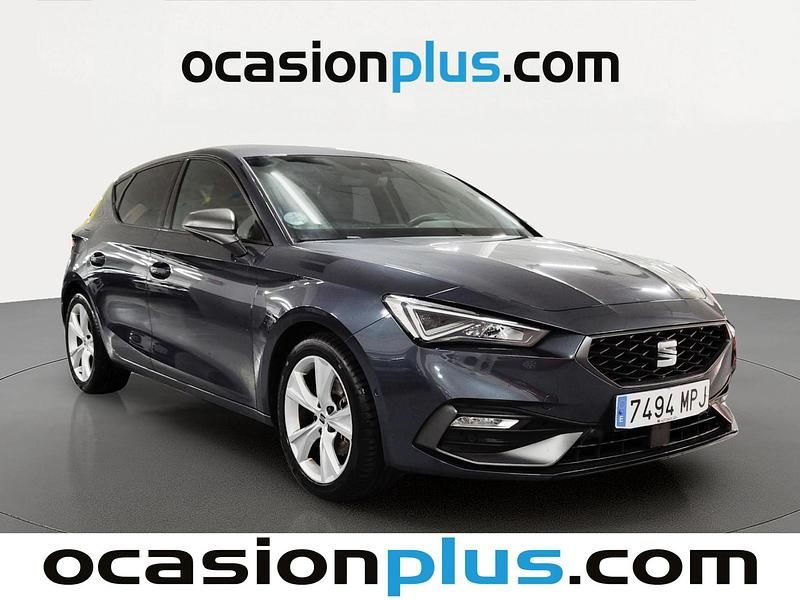 Begagnad Seat Leon FR 150 HK (110 kW) 2024 Grå Halvkombi