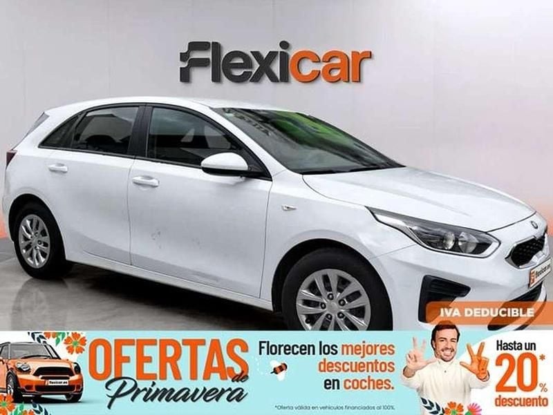 Usado Kia Ceed 120 CV (88 kW) 2020 Blanco Utilitario