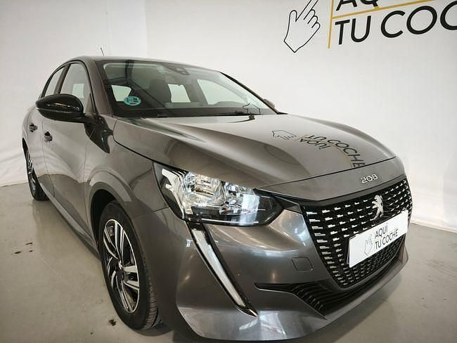 Usado Peugeot 208 Allure 102 CV (75 kW) 2023 Gris Utilitario