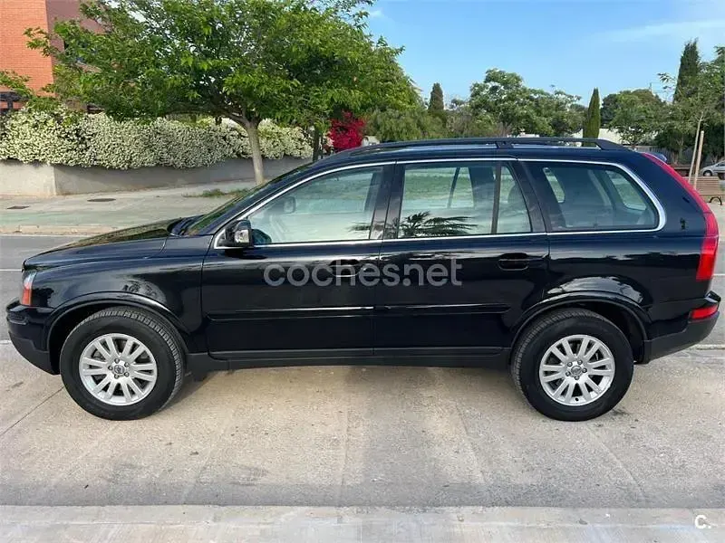 Käytetty Volvo XC90 Executive 185 HP (136 kW) 2007 Sininen Katumaasturi