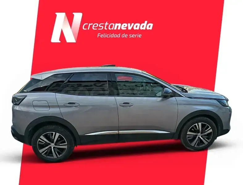 Usado Peugeot 3008 Allure 130 CV (95 kW) 2024 Gris / plata SUV