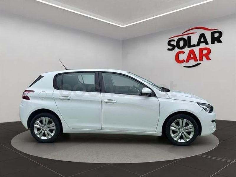 Usado Peugeot 308 Access 110 CV (80 kW) 2015 Blanco Berlina